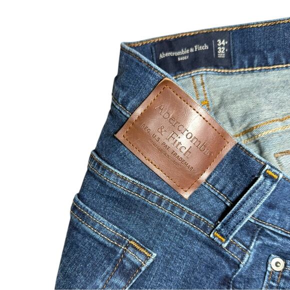 Abercrombie and Fitch Baggy Mens Jean in Dark Wash - Picture 6 of 6